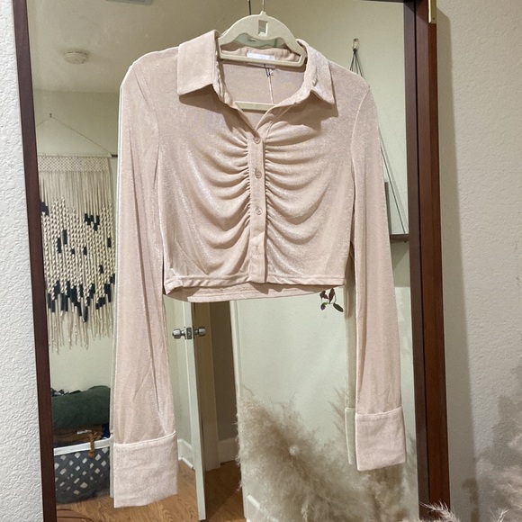 Isalis Amal Ruched Crop Top - Oat NWT Sold Out - Picture 1 of 10